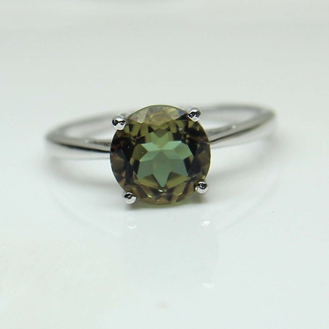 Sultanite Ring-Unique Ring- Seven Colour Changing Ring- Sultanite Gemstone Ring-Statement Ring-Round Cut Stone-Proposal Ring-925 Silver Ring