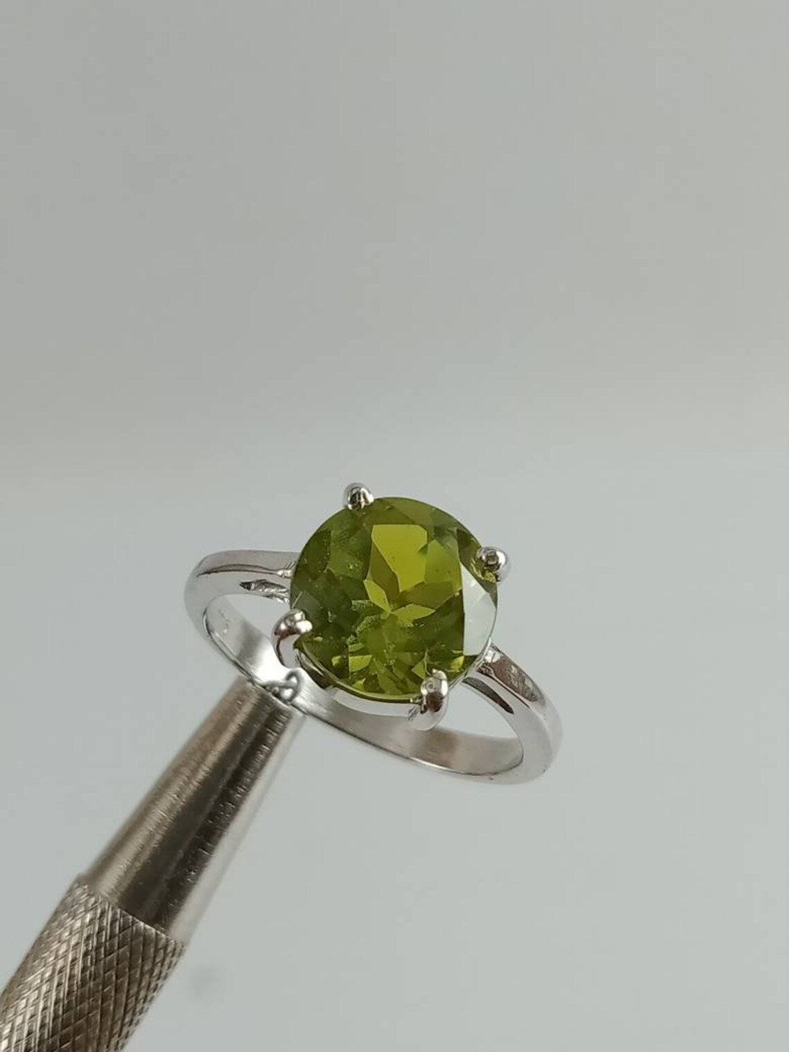 Sultanite Ring-Unique Ring- Seven Colour Changing Ring- Sultanite Gemstone Ring-Statement Ring-Round Cut Stone-Proposal Ring-925 Silver Ring