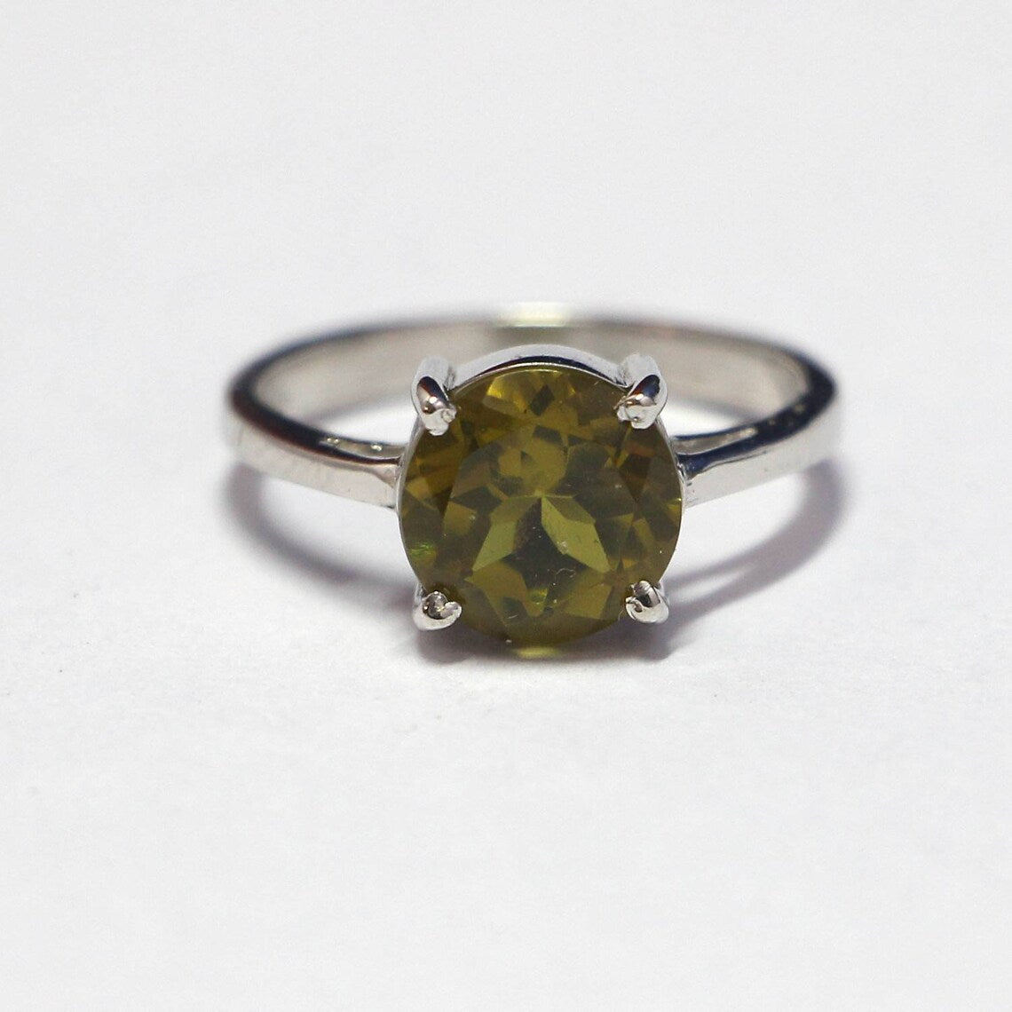 Sultanite Ring-Unique Ring- Seven Colour Changing Ring- Sultanite Gemstone Ring-Statement Ring-Round Cut Stone-Proposal Ring-925 Silver Ring