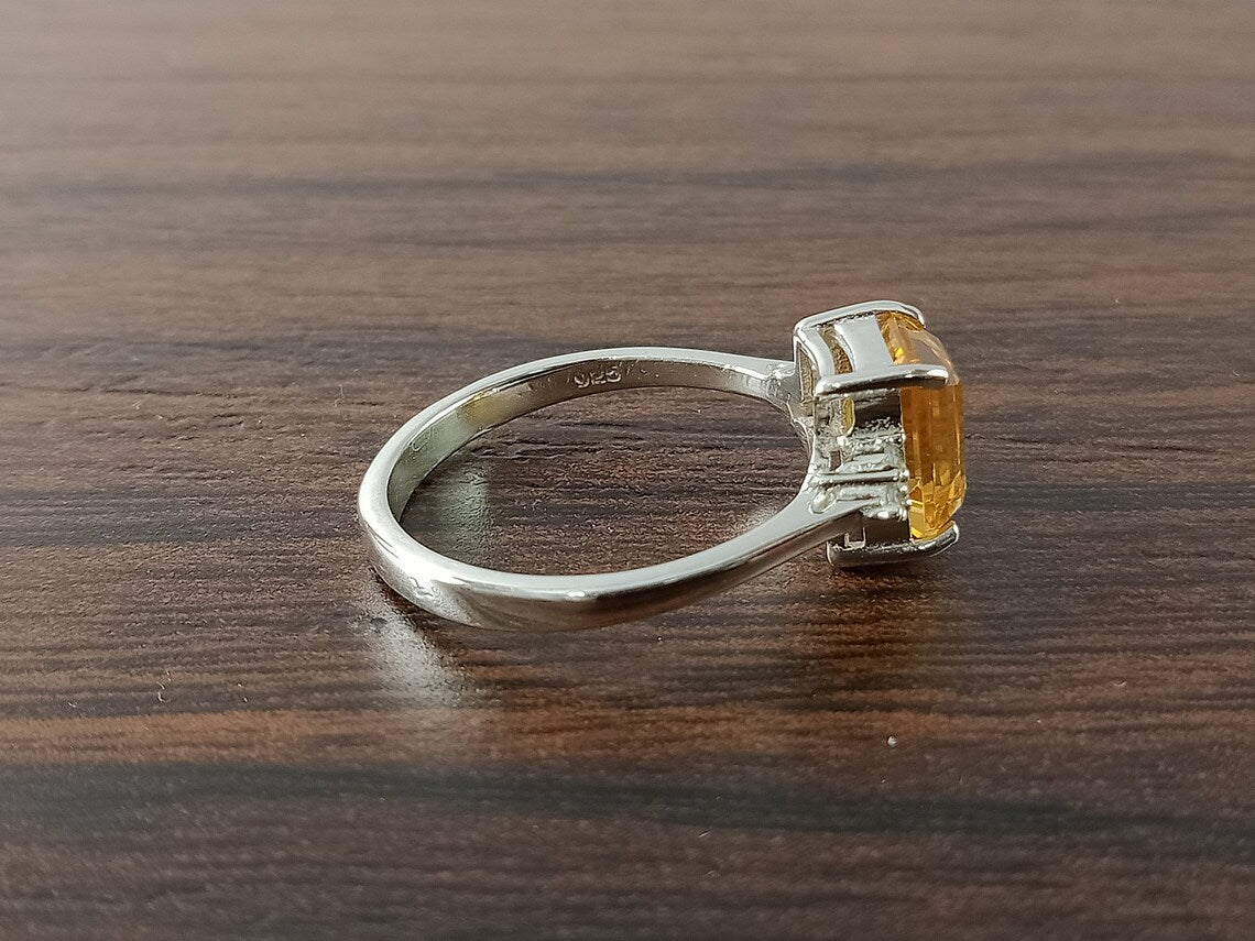 Gift Ring-Golden Topaz Ring-Yellow Topaz Ring-Vintage Ring-Birthstone Topaz Ring-Natural Golden Topaz Gemstone Ring-Promise Ring-Topaz Ring