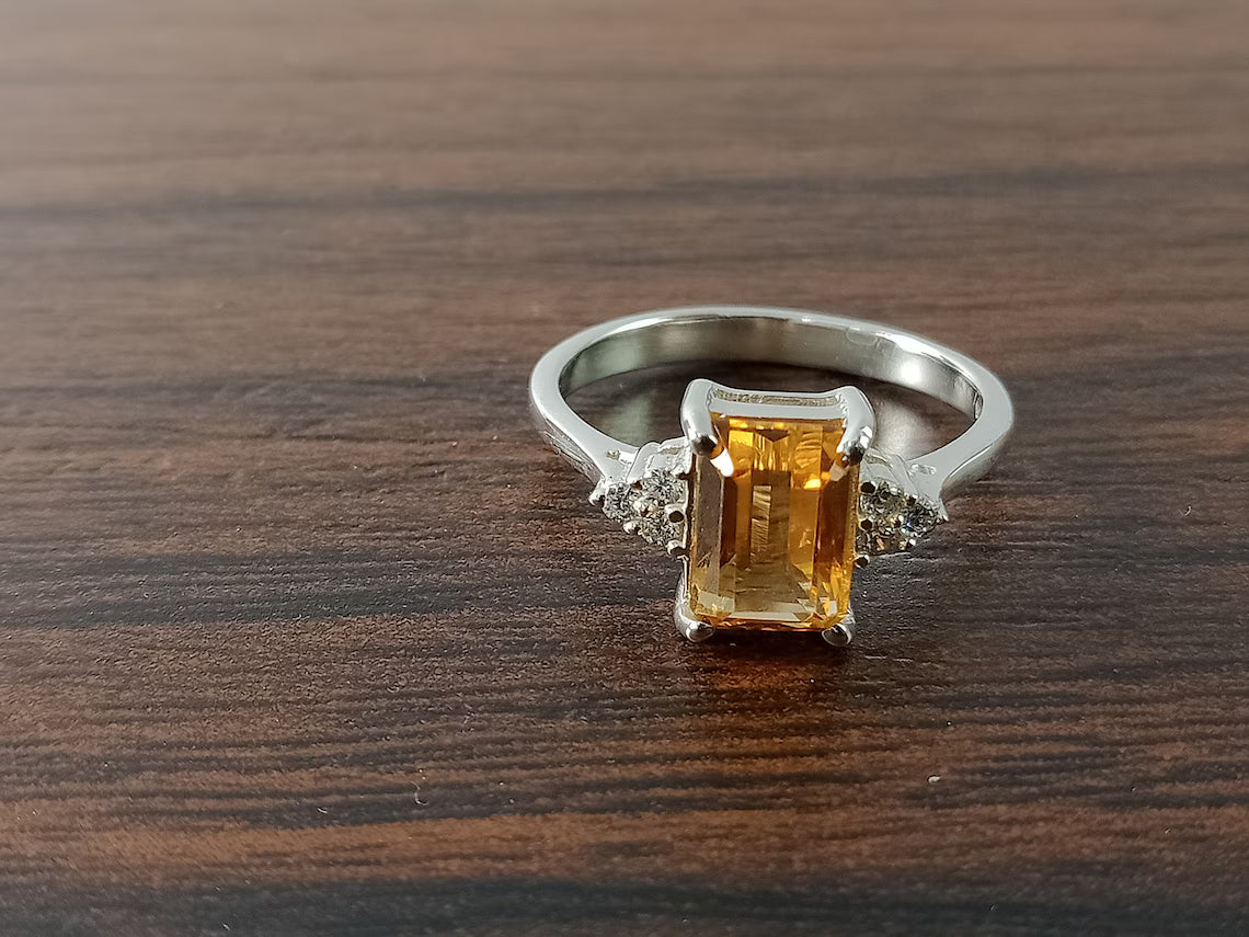 Gift Ring-Golden Topaz Ring-Yellow Topaz Ring-Vintage Ring-Birthstone Topaz Ring-Natural Golden Topaz Gemstone Ring-Promise Ring-Topaz Ring