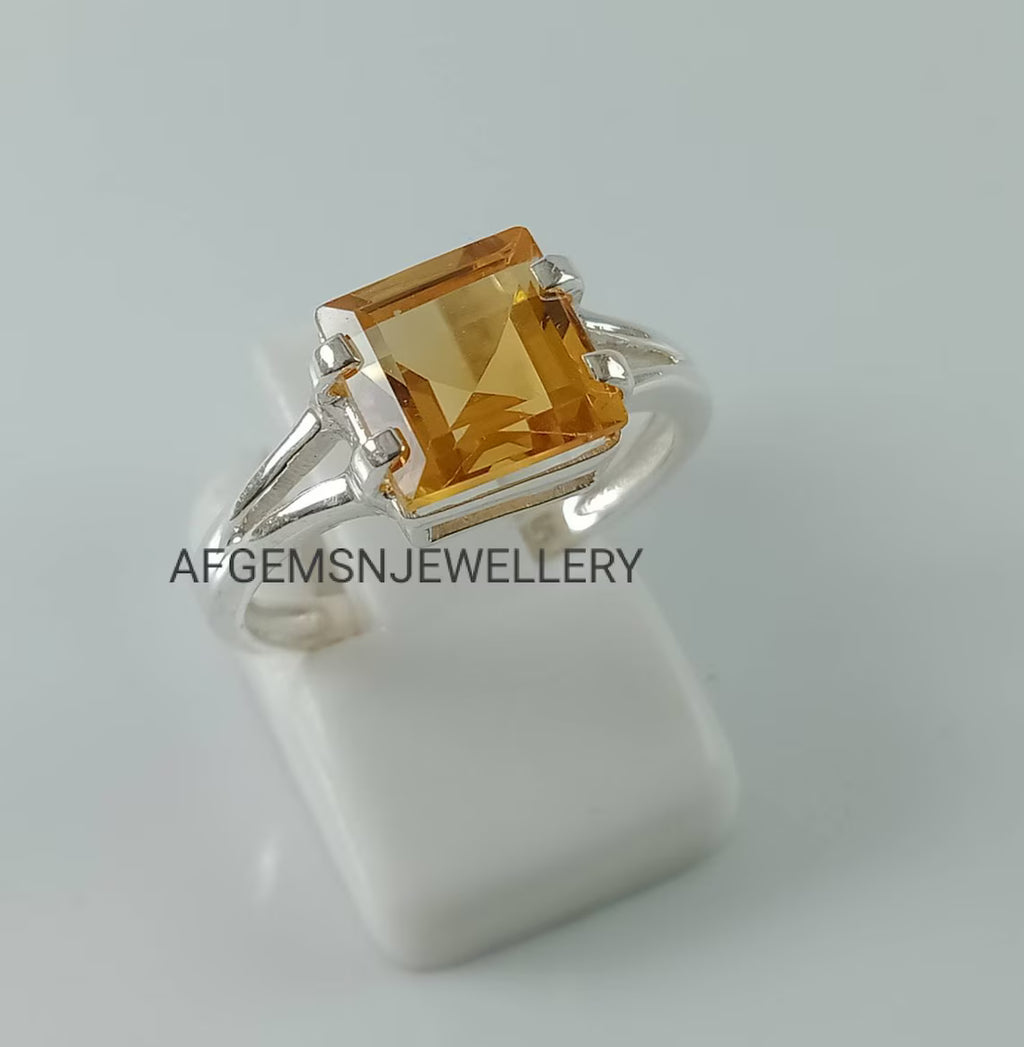 Vintage Golden Topaz Ring-Yellow Topaz Ring-Golden Stone Ring-Birthstone Topaz Ring-Natural Golden Topaz Gemstone Ring-Promise Ring