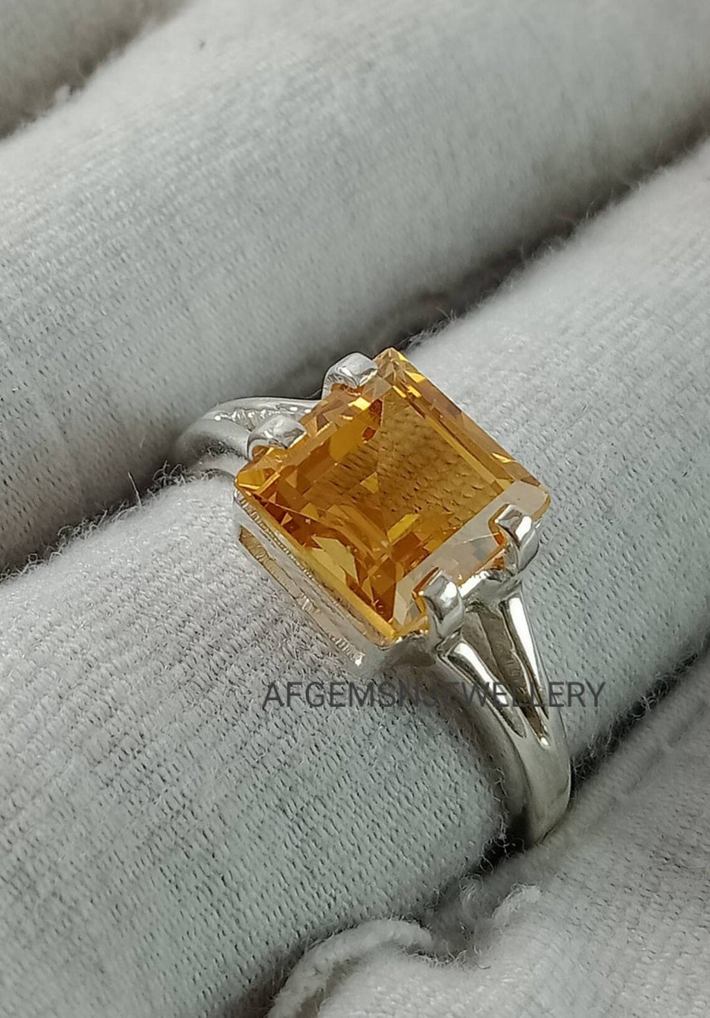Vintage Golden Topaz Ring-Yellow Topaz Ring-Golden Stone Ring-Birthstone Topaz Ring-Natural Golden Topaz Gemstone Ring-Promise Ring