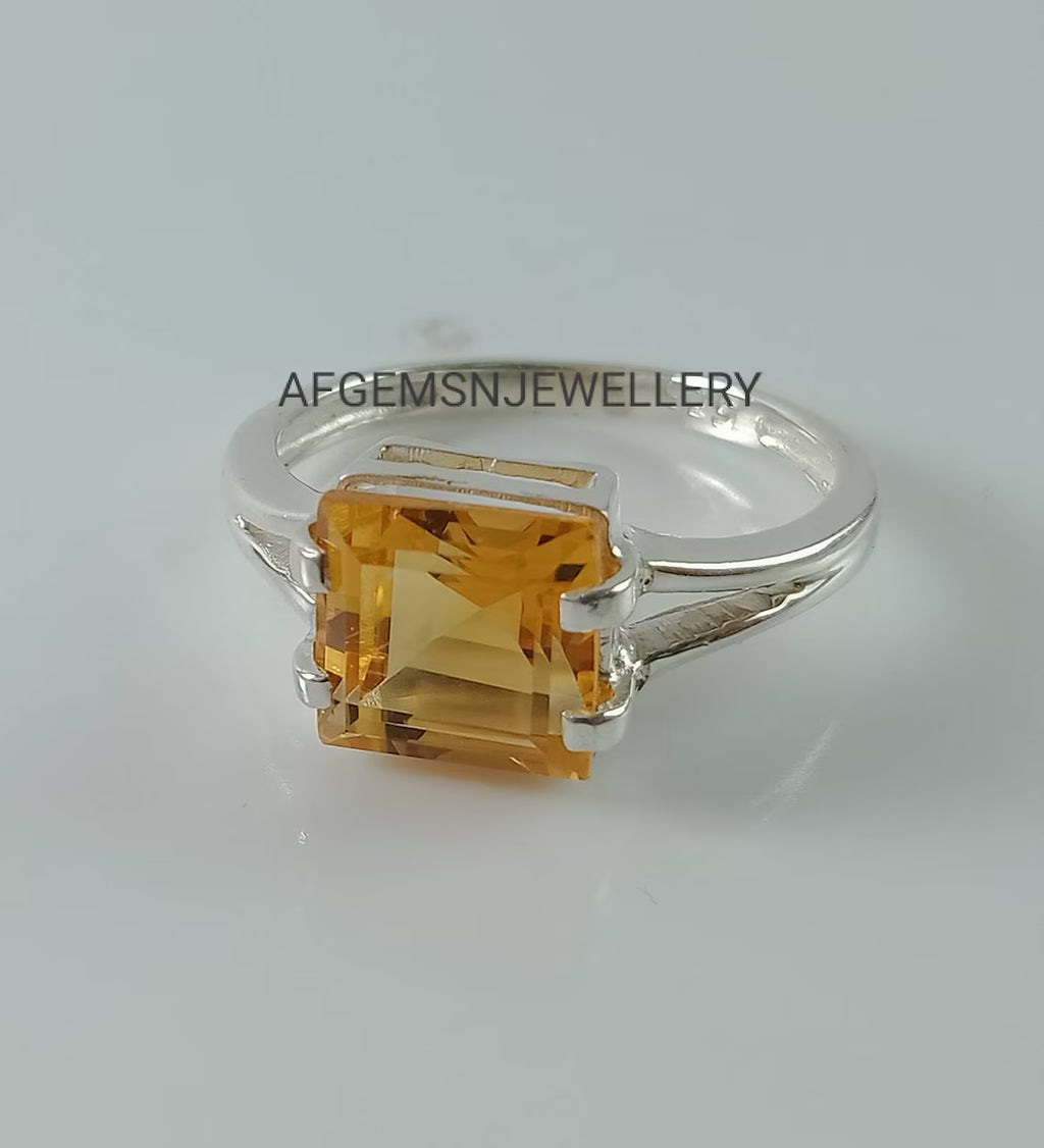 Vintage Golden Topaz Ring-Yellow Topaz Ring-Golden Stone Ring-Birthstone Topaz Ring-Natural Golden Topaz Gemstone Ring-Promise Ring