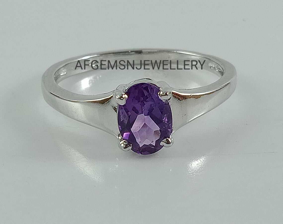 Dainty Amethyst Ring-Women Amethyst Ring-Natural Amethyst Ring-Amethyst Gemstone Ring-Vintage Ring-925 Silver Ring-Amethyst Jewelry Ring