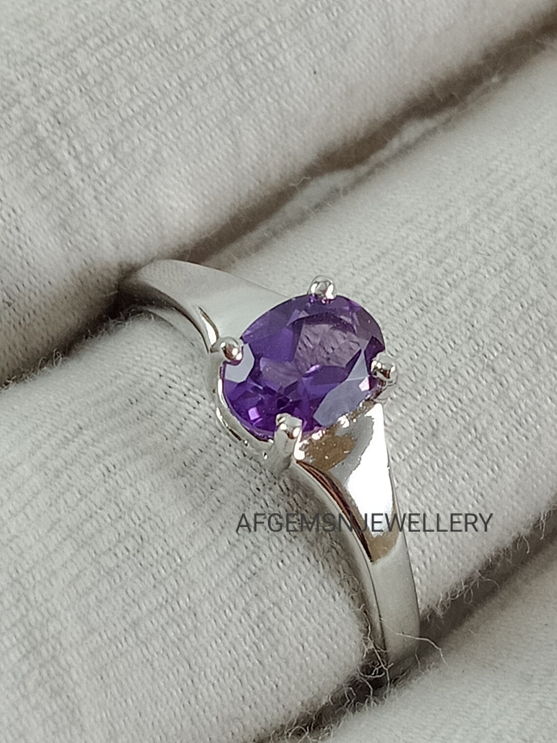 Dainty Amethyst Ring-Women Amethyst Ring-Natural Amethyst Ring-Amethyst Gemstone Ring-Vintage Ring-925 Silver Ring-Amethyst Jewelry Ring