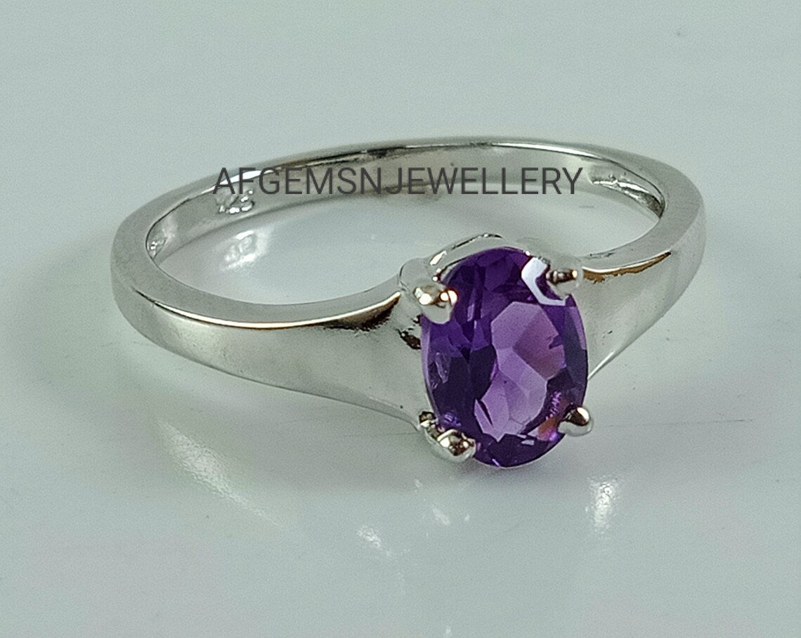 Dainty Amethyst Ring-Women Amethyst Ring-Natural Amethyst Ring-Amethyst Gemstone Ring-Vintage Ring-925 Silver Ring-Amethyst Jewelry Ring