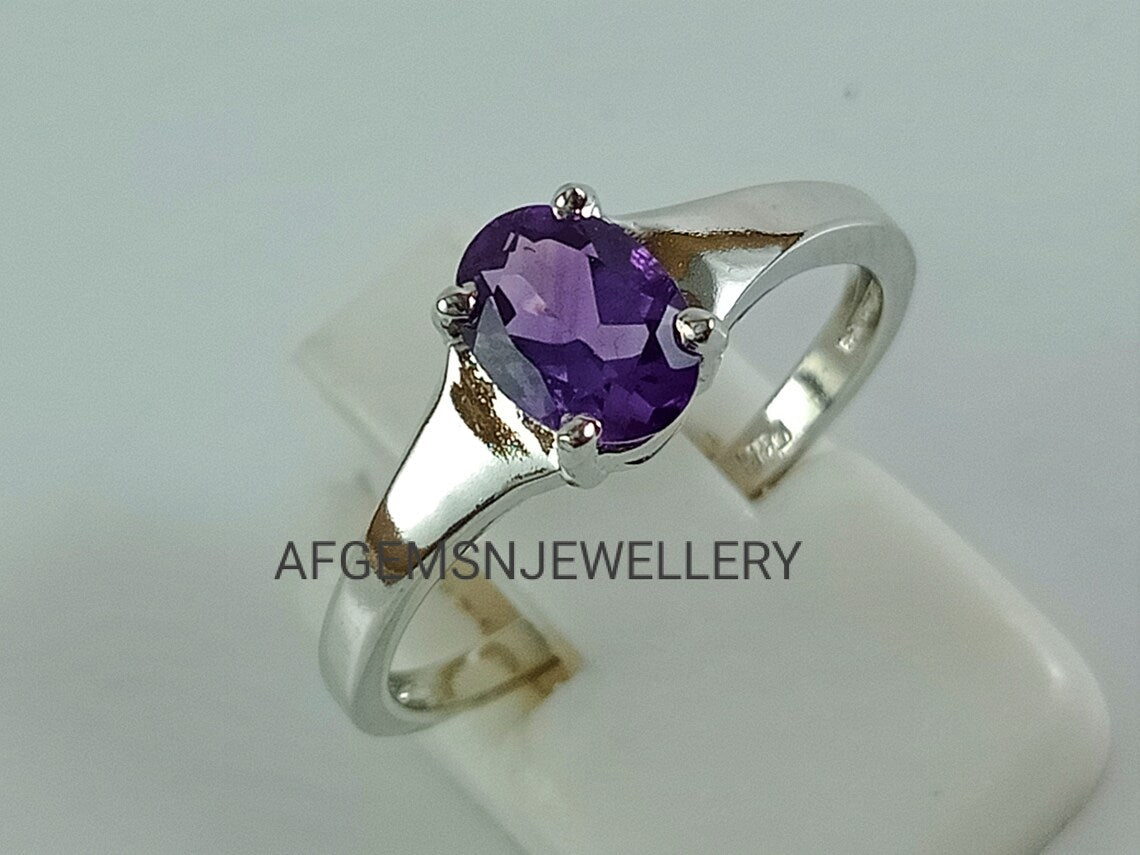 Dainty Amethyst Ring-Women Amethyst Ring-Natural Amethyst Ring-Amethyst Gemstone Ring-Vintage Ring-925 Silver Ring-Amethyst Jewelry Ring