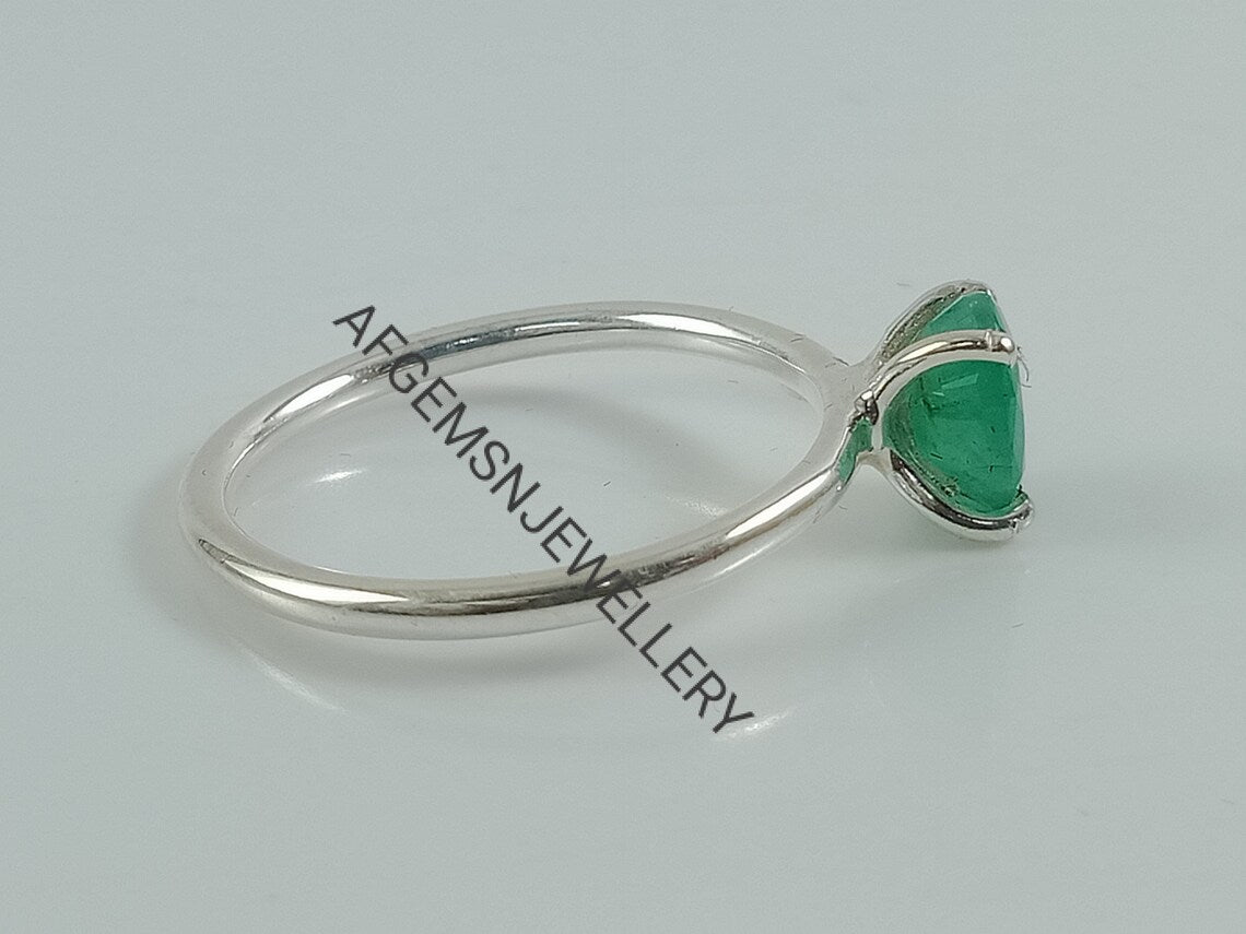 100%Natural Emerald Ring-Green Emerald Ring-Emerald Silver Ring-Zambian Emerald Ring-Emerald Ring-Unique Emerald Ring-Oval Emerald