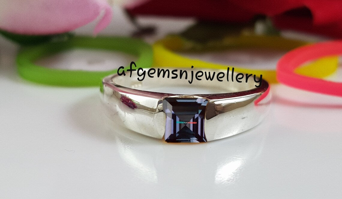 Men's Alexandrite Ring, Color Changing Gemstone Ring, Sterling Silver Ring, Wedding Ring, June Birthstone Ring, Solitaire Ring