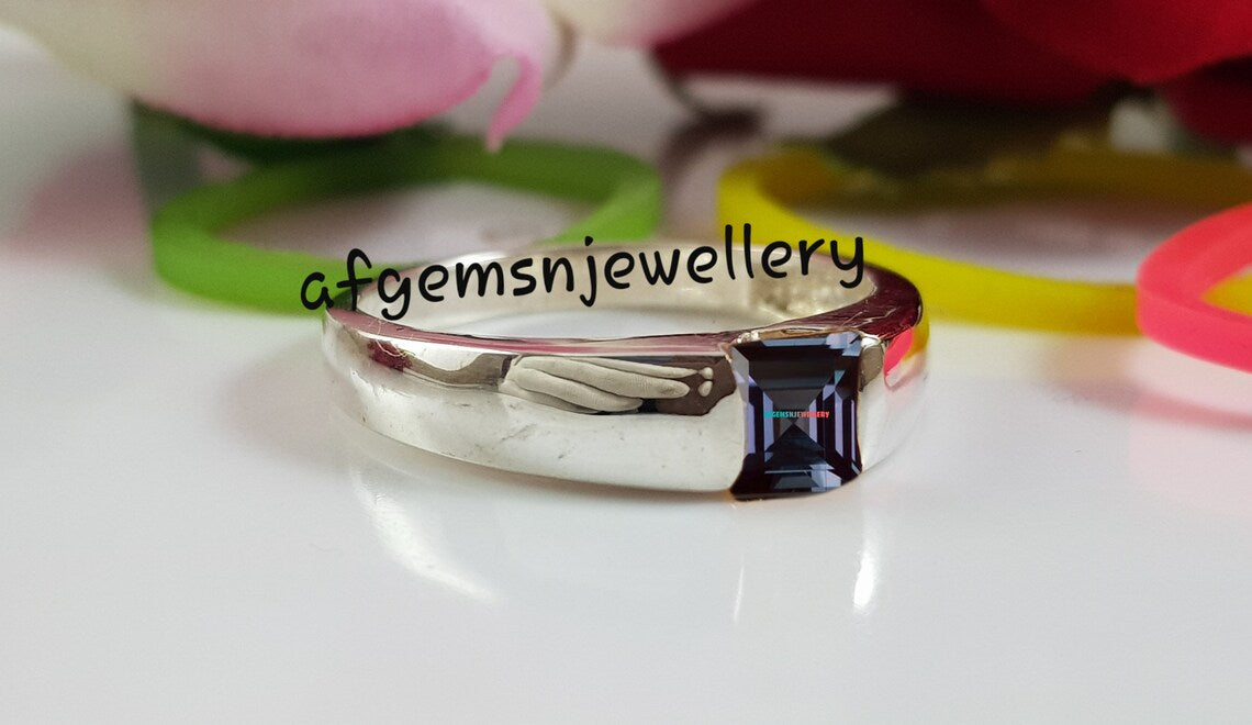 Men's Alexandrite Ring, Color Changing Gemstone Ring, Sterling Silver Ring, Wedding Ring, June Birthstone Ring, Solitaire Ring