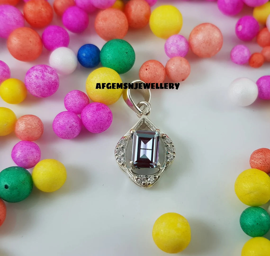 Beautiful Handmade Emerald Cut Alexandrite Pendant in 925 Sterling Silver Alexandrite Necklace Infinity Style
