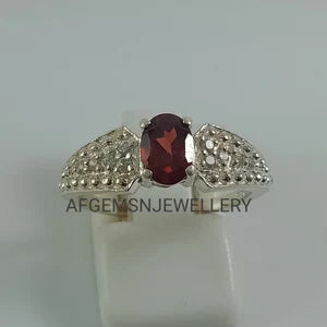 Wedding Garnet ring, oval cut, January birthstone, natural garnet ring, red gemstone, sterling silver, promise ring,